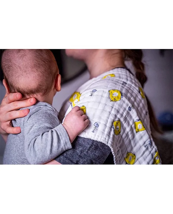 Mom's Home 6 Layered Muslin Burp Cloth Set of 4 (Prints May Vary) - White